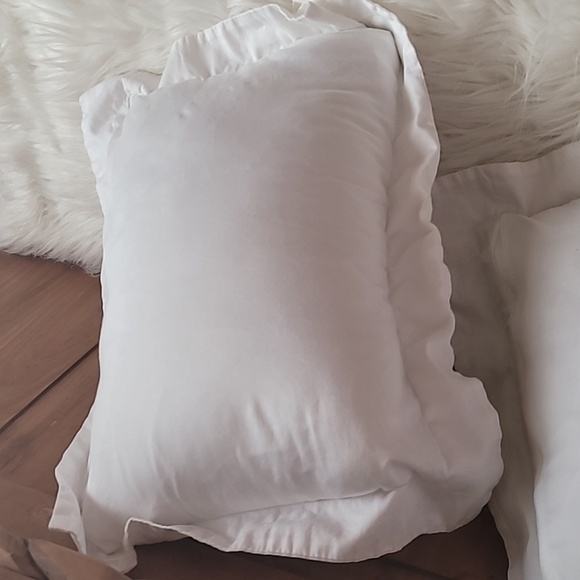 Gold Leaves Embroidery Design Pillow Set decorative throw pillows 20"×14" aprox. - Picture 10 of 16